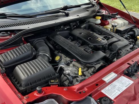 Used 2004 Chrysler Concorde LXi image 35