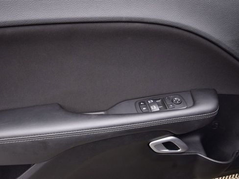 Used 2023 Dodge Challenger R/T w/ Blacktop Package image 26