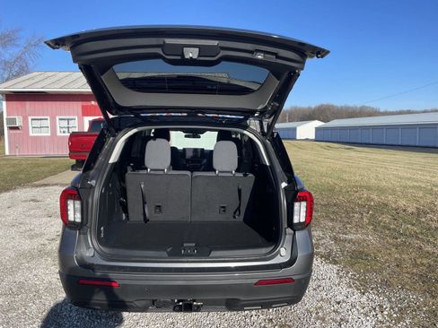 New 2026 Ford Explorer Active image 28