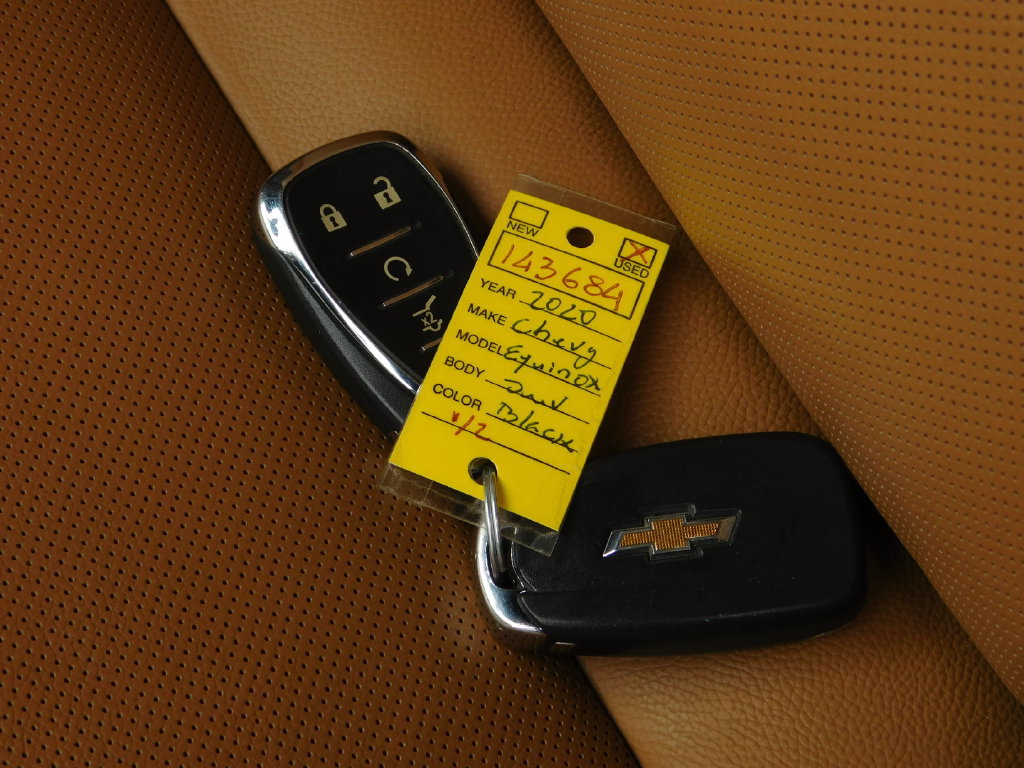Used 2020 Chevrolet Equinox Premier AWD/4WD image 36