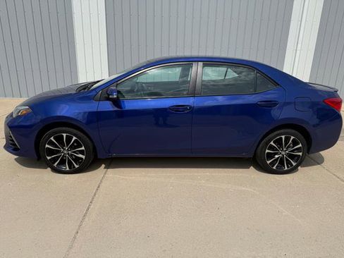 Used 2018 Toyota Corolla SE FWD image 1