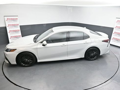 Used 2023 Toyota Camry XSE image 27