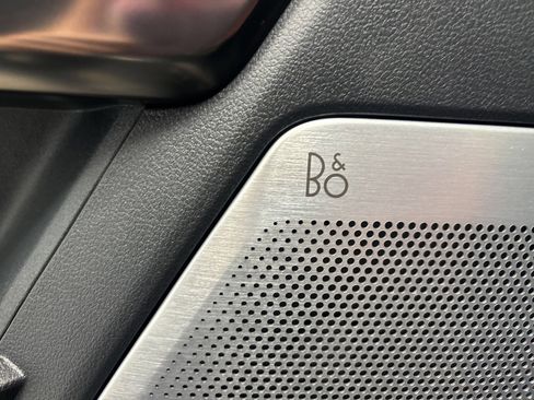 Used 2024 Ford F150 Platinum image 28