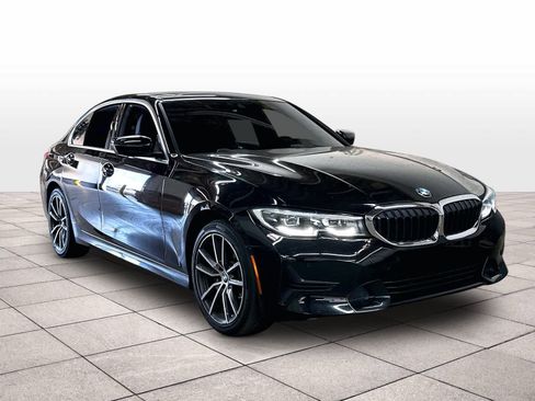 Used 2021 BMW 330i Sedan w/ Driving Assistance Package RWD image 2