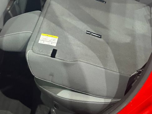 Used 2013 Ford Focus SE FWD image 40