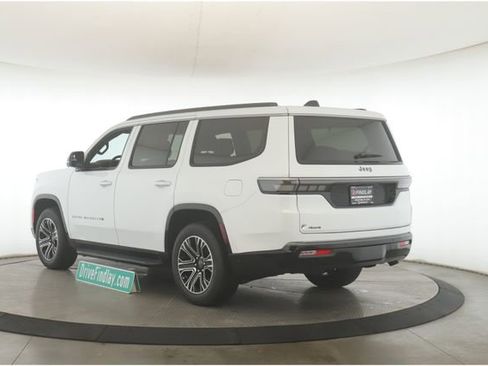 New 2026 Jeep Grand Wagoneer 4WD image 8