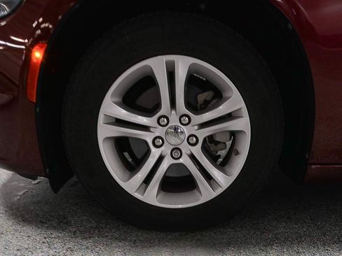 Used 2022 Dodge Charger SXT RWD image 5