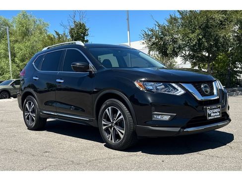 Used 2018 Nissan Rogue SL FWD image 8