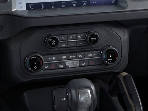 New 2025 Ford Bronco Badlands image 42