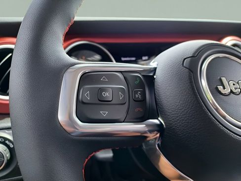 Used 2023 Jeep Gladiator Rubicon w/ LED Lighting Group image 27