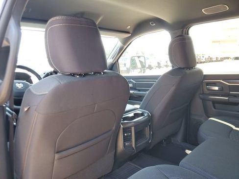 New 2025 RAM 2500 Big Horn AWD/4WD image 12