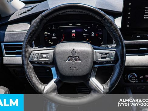 Used 2025 Mitsubishi Outlander SEL FWD image 32