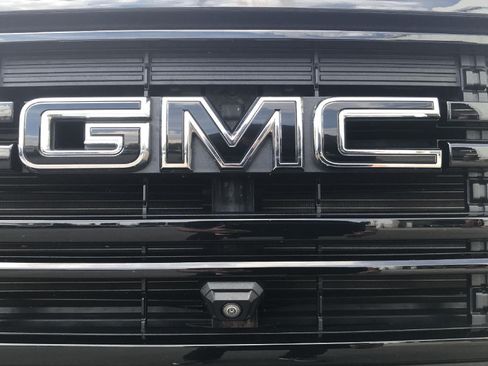 Certified 2023 GMC Acadia SLT w/ Elevation Edition AWD/4WD image 39