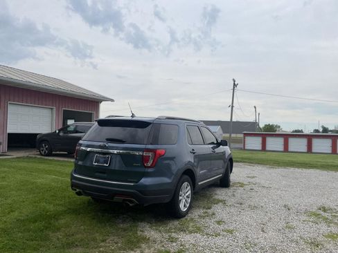 Used 2018 Ford Explorer XLT w/ Equipment Group 201A AWD/4WD image 5