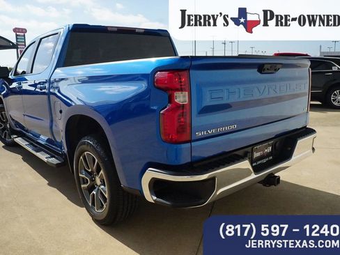 Used 2022 Chevrolet Silverado 1500 LT image 2