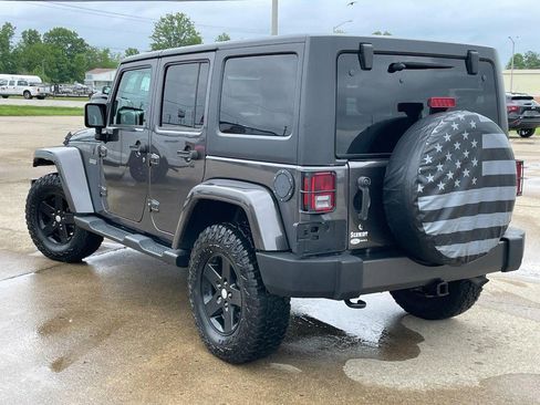 Used 2016 Jeep Wrangler Unlimited Sport AWD/4WD image 4