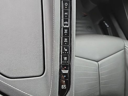 Used 2021 Chevrolet Corvette Stingray Preferred Conv w/ Battery Protection Package image 32