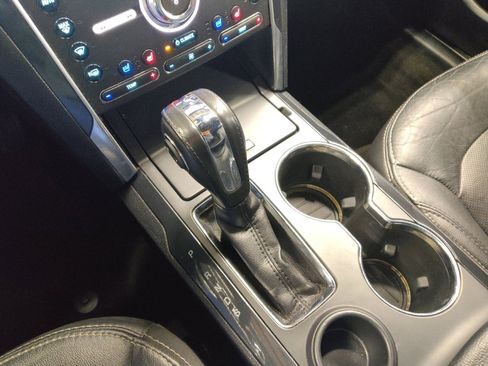 Used 2018 Ford Explorer Limited image 26