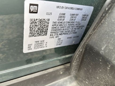 Used 2025 Chevrolet Trax LT image 23