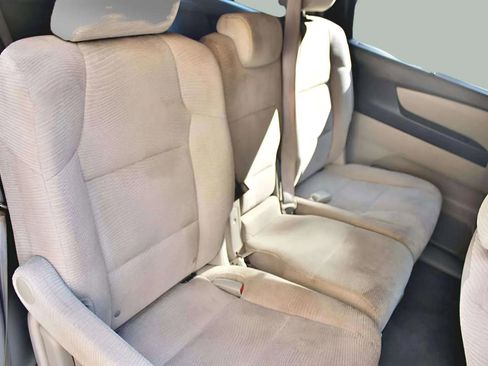 Used 2011 Honda Odyssey EX image 28