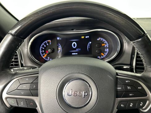 Used 2021 Jeep Grand Cherokee Overland image 13