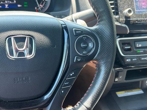 Used 2023 Honda Ridgeline Black Edition image 18