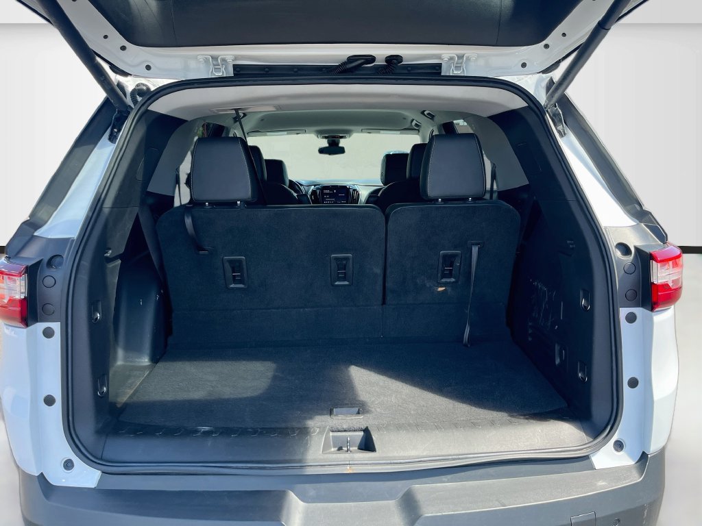 Used 2021 Chevrolet Traverse RS FWD image 26