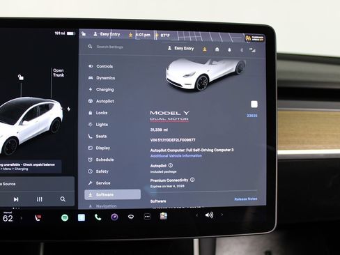 Used 2020 Tesla Model Y Performance image 14