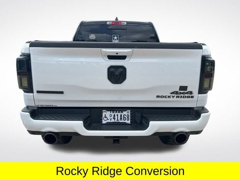 Used 2022 RAM 1500 Big Horn AWD/4WD image 12