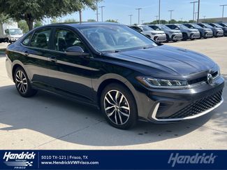 Used 2025 Volkswagen Jetta SE FWD video 1