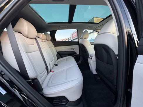 Used 2025 Hyundai Tucson Limited image 23