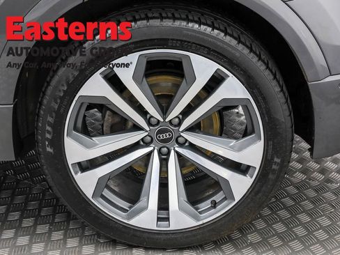 Used 2022 Audi Q8 Prestige w/ Prestige Package image 34