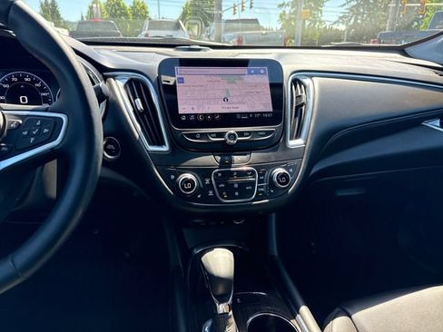 Used 2023 Chevrolet Malibu LT w/ Redline Edition FWD image 19