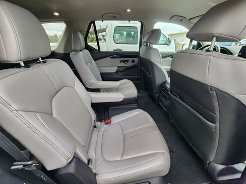 Used 2023 Honda Pilot EX-L image 9