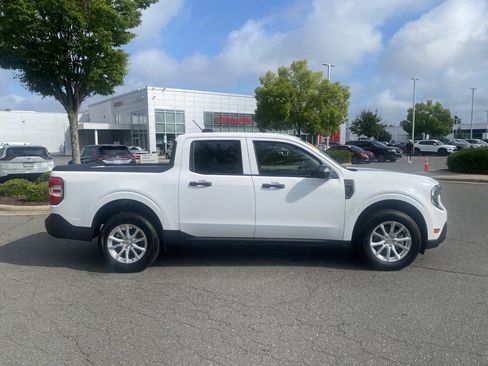 Used 2025 Ford Maverick XL FWD image 4