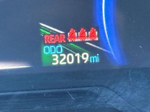 Used 2025 Toyota RAV4 LE image 39