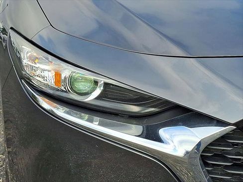 Used 2024 MAZDA MAZDA3 s image 27