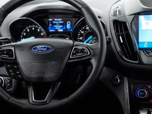 Used 2019 Ford Escape SEL AWD/4WD image 16