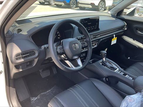 New 2026 Honda HR-V EX-L image 9