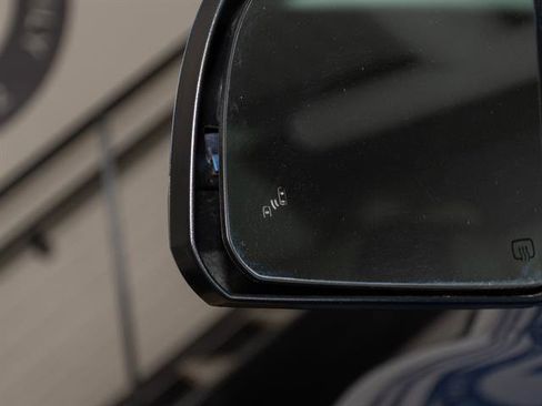 Used 2018 Toyota Tundra SR5 image 6