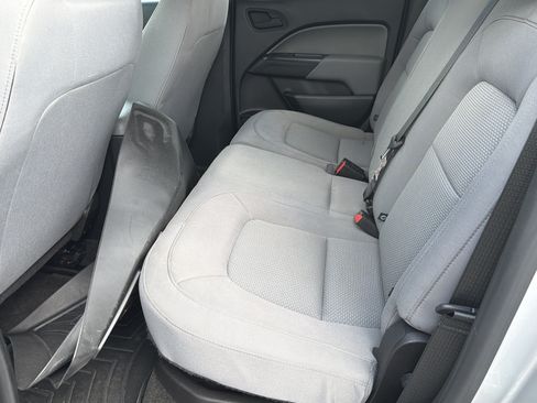 Used 2018 Chevrolet Colorado W/T w/ WT Convenience Package RWD image 23