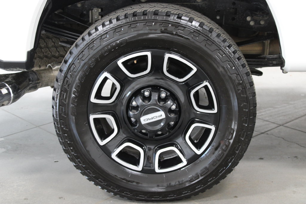 Used 2026 Ford F250 Platinum AWD/4WD image 17