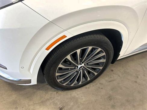 Used 2025 Hyundai Palisade AWD image 5