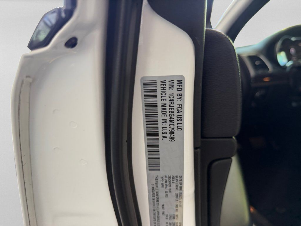 Used 2021 Jeep Grand Cherokee Limited X RWD image 34