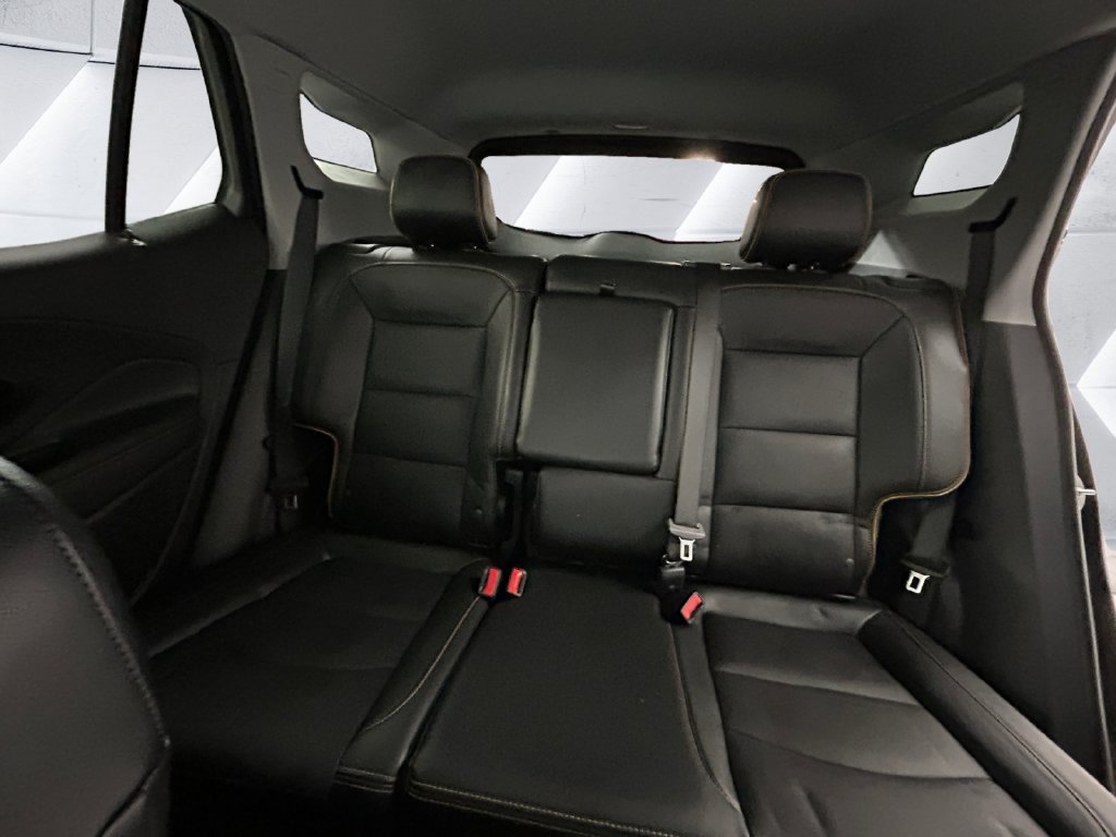 Used 2024 GMC Terrain AT4 w/ Tech Package AWD/4WD image 18