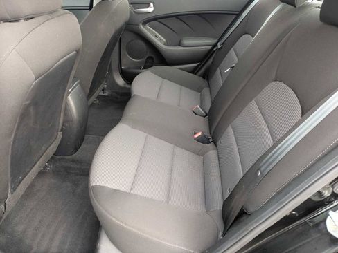 Used 2017 Kia Forte LX image 19