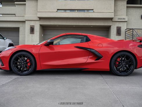 Used 2023 Chevrolet Corvette Stingray Premium Conv w/ Z51 Performance Package RWD image 15