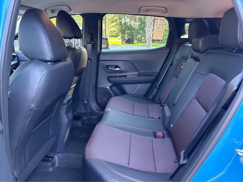Used 2025 Nissan Kicks SR FWD image 24