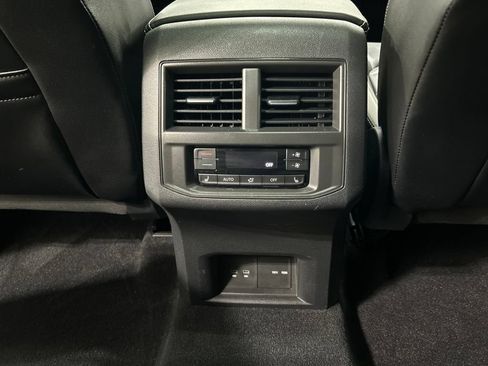 Used 2022 Volkswagen Atlas SEL Premium AWD/4WD image 28