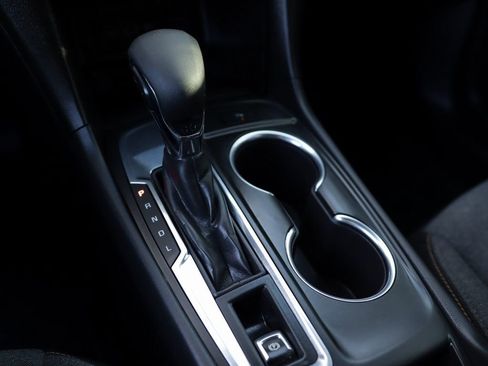 Used 2022 Chevrolet Equinox LT image 17